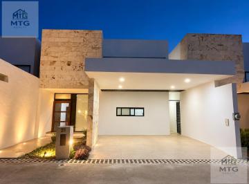 Casa en condominio · 262m² · 3 Recámaras · 2 Estacionamientos · Renta Casa Amueblada, Residencial Arborettos, Santa Gertrudis Copo, Merida