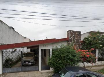 Casa de 3 habitaciones, Xalapa · Remate Bancario - Casa en Jose Cardel Veracruz (Xalapa)