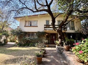 Casa en condominio · 637m² · 4 Recámaras · 4 Estacionamientos · Casa en Venta con Seguridad en Encino Grande, Tetelpan