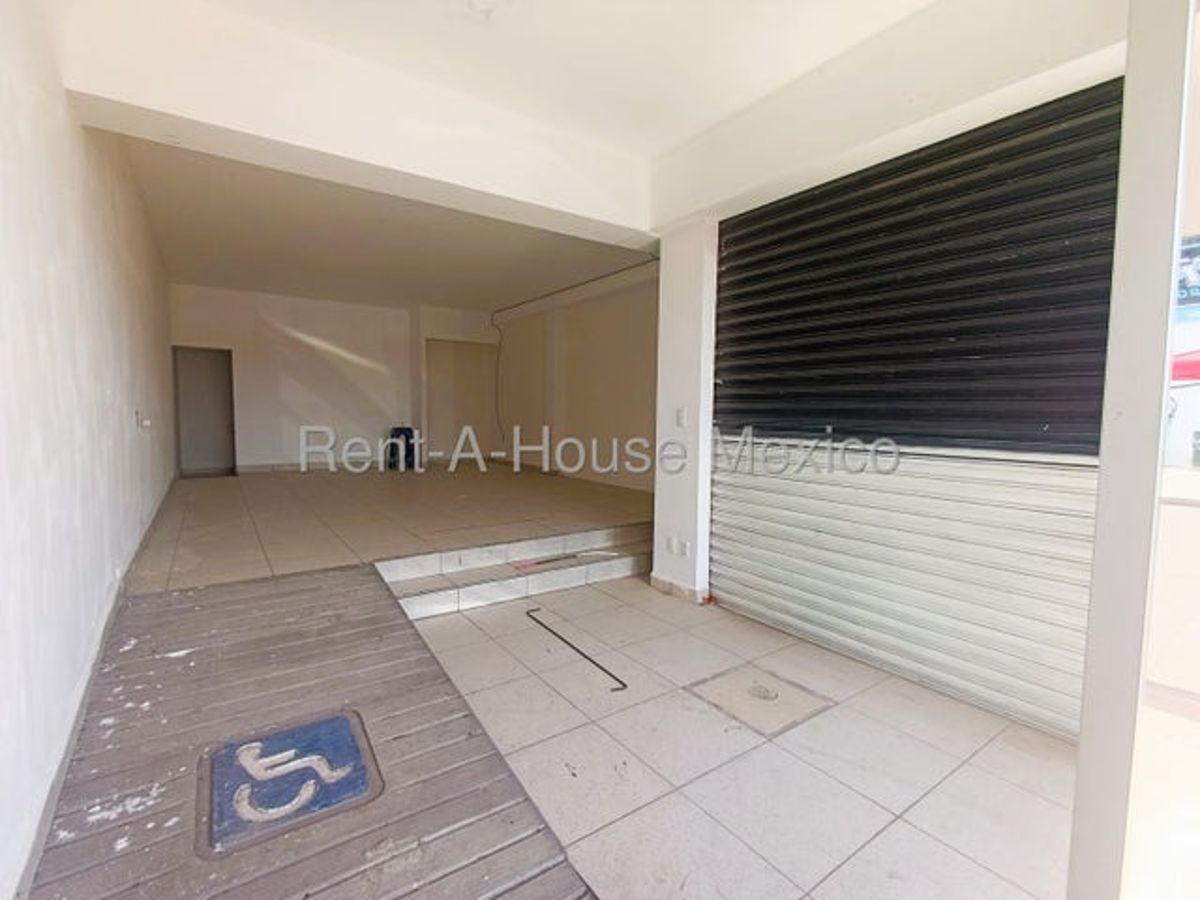 Commercial Space for Sale in Sombrerete, Querétaro – Excellent Investment Opportunity