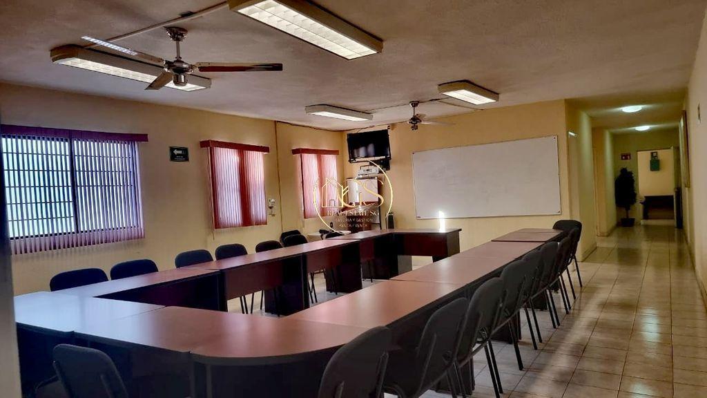 Casa con Uso de Oficina en Renta Jardines 2da Seccion Celaya
