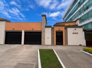 Casa · 306m² · 2 Recámaras · Casa - Ricardo Flores Magón