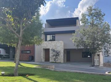Casa de 3 habitaciones, San Luis Potosí · Casa en Venta en Lomas del Pedregal