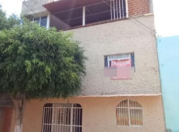 Casa de 5 habitaciones, Querétaro · Casa en Renta en Querétaro con 5 Recámaras