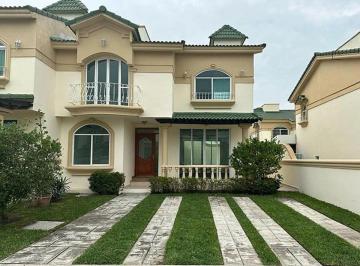 Casa de 3 habitaciones, Boca del Río · Casa en Venta en Calle Libertad Esquina Manuel Doblado Col El Morro Boca del Río Veracruz.