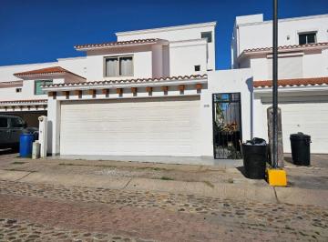 Casa de 4 habitaciones, Mazatlán · Casa en Renta Amueblada en Castilla de Leon en El Cid