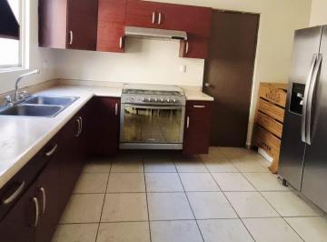 Casa de 3 habitaciones, Monterrey · Casa en Renta Privada Gran Vía Puerta de Hierro