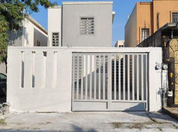 Casa · 60m² · 2 Recámaras · 1 Estacionamiento · Casa en Venta Real de Palmas Sector Puerto Zuazua