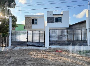 Casa · 100m² · 2 Recámaras · 2 Estacionamientos · Casas en Venta en Col. Los Encinos, Sector Montealto, Altamira