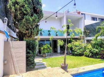 Casa de 3 habitaciones, Cuernavaca · Casa en Venta en Vista Hermosa Cuernavaca. Fraccionamiento con Estricta Vigilancia en La Zona Dorada