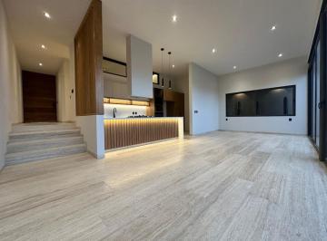 Casa en condominio de 4 habitaciones, Querétaro · Estrena Casa con Excelentes Acabados y Espacios en Altozano