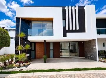 1 · Hermosa Residencia en Parque Guanajuato