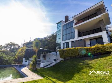 Casa de 4 habitaciones, Zapopan · Casa en Venta con Alberca con Vista Campo de Golf en Las Cañadas, Zapopan