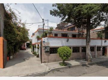 Casa de 4 habitaciones, Naucalpan de Juárez · Casa en Venta en Naucalpan de Juárez, Estado de México, Colonia Santa Cruz Acatlán