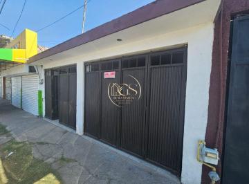 Casa · 89m² · 3 Recámaras · 2 Estacionamientos · Casa en Venta Av Las Torres El Campanario Celaya