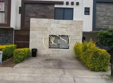 Casa en condominio · 192m² · 4 Recámaras · 2 Estacionamientos · Casa en Venta Zaná Entorno Residencial Celaya