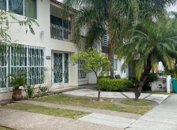 Casa en condominio de 4 habitaciones, Irapuato · Casa en Renta Res San Antonio de Ayala