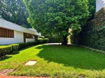 Casa · 573m² · 4 Recámaras · 6 Estacionamientos · Venta de Casa en Jardines del Pedregal, Cdmx