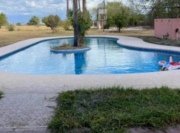 Quinta · 36000m² · 4 Recámaras · 10 Estacionamientos · Quinta - Chihuahua