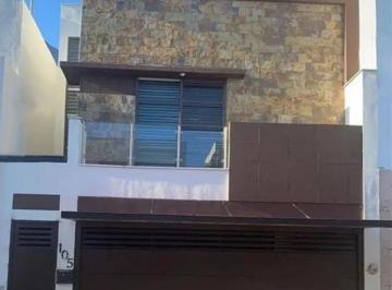 Casa de 3 habitaciones, Monterrey · Casa en Venta Cumbres Allegro