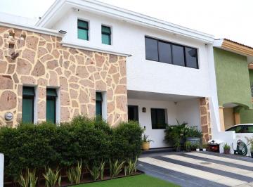 Casa · 248m² · 3 Recámaras · 4 Estacionamientos · Av Naciones Unidas 6371, Col. Virreyes Residencial, Coto 1 Casa A52, Zapopan, Jalisco.