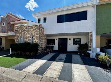 Casa · 248m² · 3 Recámaras · 4 Estacionamientos · Av Naciones Unidas 6371, Col. Virreyes Residencial, Coto 1 Casa A52, Zapopan, Jalisco.