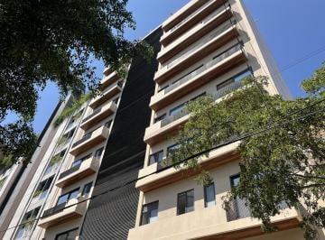Departamento · 307m² · 3 Recámaras · 3 Estacionamientos · Townhouse en Venta Enalta Country Club
