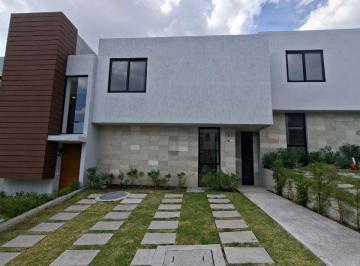 Casa · 151m² · 2 Recámaras · 2 Estacionamientos · Venta de Casa en Nuevo Refugio Queretaro