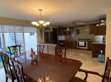 fff93313043d990d713ba0186fd54576fab8ac5da31b6f629bc2d2912bc54ef2 · Casa con Alberca en Renta - Escobedo