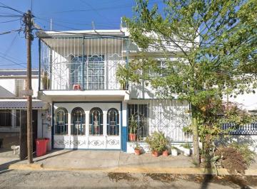 Casa de 3 habitaciones, Coacalco de Berriozábal · Casa en Venta en Bosques del Valle, Coacalco. Ad