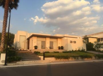 Casa de 3 habitaciones, Querétaro · Casa en Renta en Queretaro