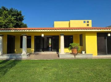 Casa en condominio de 4 habitaciones, Jiutepec · ¡Casa en Renta de un Nivel Residencial Saumiya!