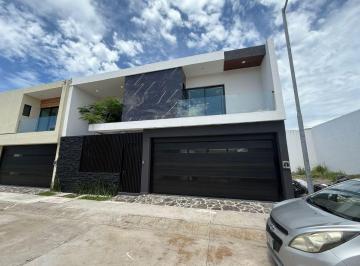 Casa de 4 habitaciones, Medellín · Casa Venta Medellin de Bravo Veracruz