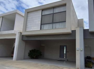 Casa · 220m² · 3 Recámaras · 2 Estacionamientos · Casa en Vientos del Vergel