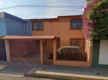Casa de 4 habitaciones, Ecatepec de Morelos · Casa en Venta en Bosques de Ecatepec, Ecatepec Edo de Mex. Ad