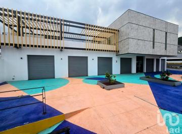Oficina de 12 habitaciones, Pachuca · Edificio Para Oficinas, Escuelas, 12 Oficinas 15 Cajones de Estacionamiento
