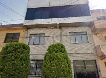 Casa de 5 habitaciones, Gustavo A. Madero · Casa en Venta en Industrial, Gustavo A. Madero Cerca de Plaza Tepeyac