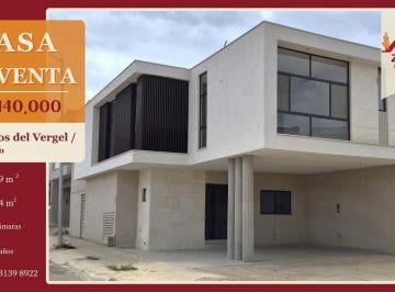 Casa · 246m² · 3 Recámaras · 2 Estacionamientos · Casa en Vientos del Vergel