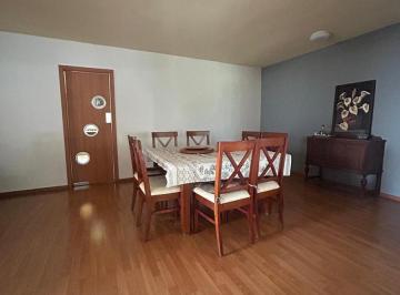 Casa · 428m² · 4 Recámaras · 5 Estacionamientos · Venta de Casa en Lomas del Roble