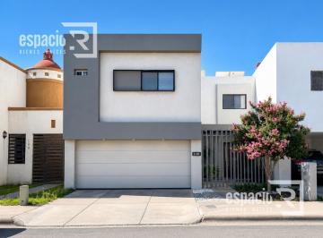 Casa · 274m² · 3 Recámaras · 2 Estacionamientos · Casa en Venta en Misión del Valle Equipada