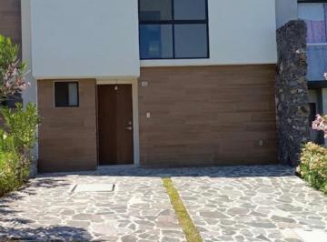 Casa en condominio · 139960m² · 3 Recámaras · 2 Estacionamientos · Casa en Condominio - Fraccionamiento Zibatá