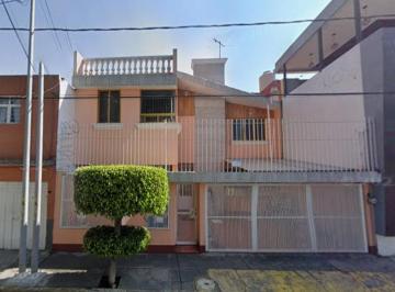 Casa de 3 habitaciones, Iztapalapa · Casa en Venta en Sector Popular