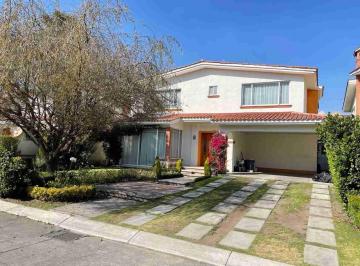Casa en condominio · 340m² · 3 Recámaras · 6 Estacionamientos · Casa en Condominio en Rincón Viejo
