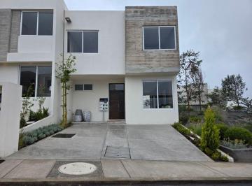 Casa de 3 habitaciones, El Marqués · Casa Berdea en Venta en Zibata
