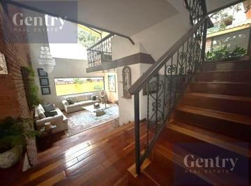 Casa · 515m² · 3 Recámaras · 4 Estacionamientos · Jardines en La Montaña Residencia en Venta Oportunidad