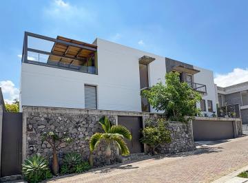 Casa de 3 habitaciones, Chapala · Espectacular Residencia de Lujo, en Ajijic, Dentro de Cumbres Residencial de Lujo
