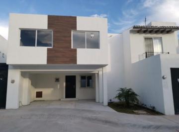 Casa en condominio de 3 habitaciones, Jesús María · Casa en Renta (Frac. Campo Real, Jesús Maria)