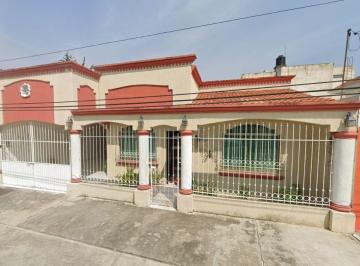 Casa de 4 habitaciones, Comalcalco · Casa en Venta en Las Rosas, Comalcalco, Tabasco. Cll