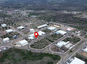 e3bb2a4f03147bdae245007ca1e232f0d677d985a412954c9ea51d2cf8275abc · Nave Industrial con Mucha Energía en Zona Juriquilla Camino a San Miguel de Alle