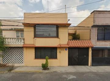 Casa de 2 habitaciones, Gustavo A. Madero · Casa en Venta en San Juan de Aragón IV Secc